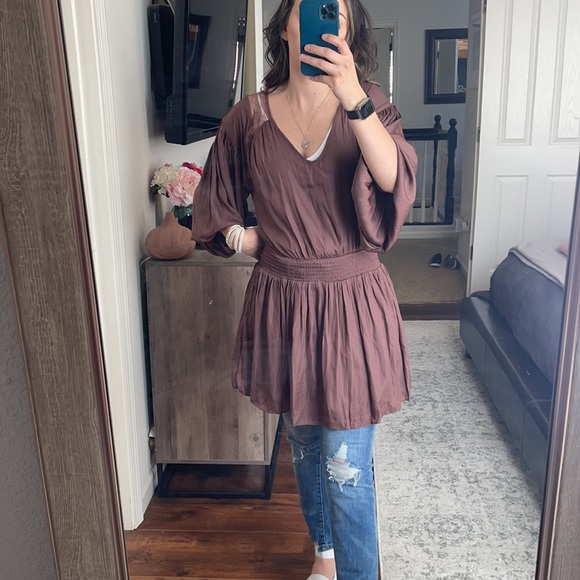 Dress - Picture 3 of 3